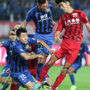 C7 Game-江苏苏宁欲击败上海上港，胜利在望！(苏宁战胜上港)